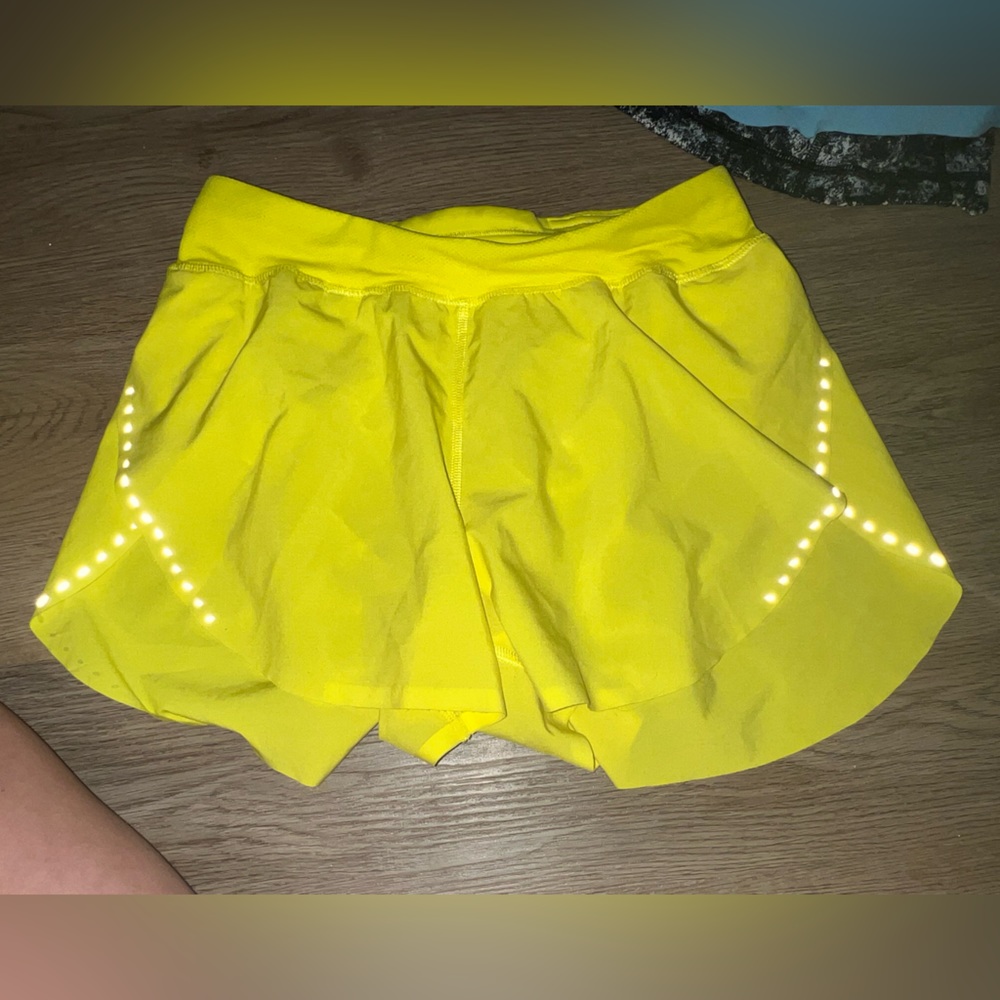 Lululemon Fast & Free High-Rise 3 inch shorts